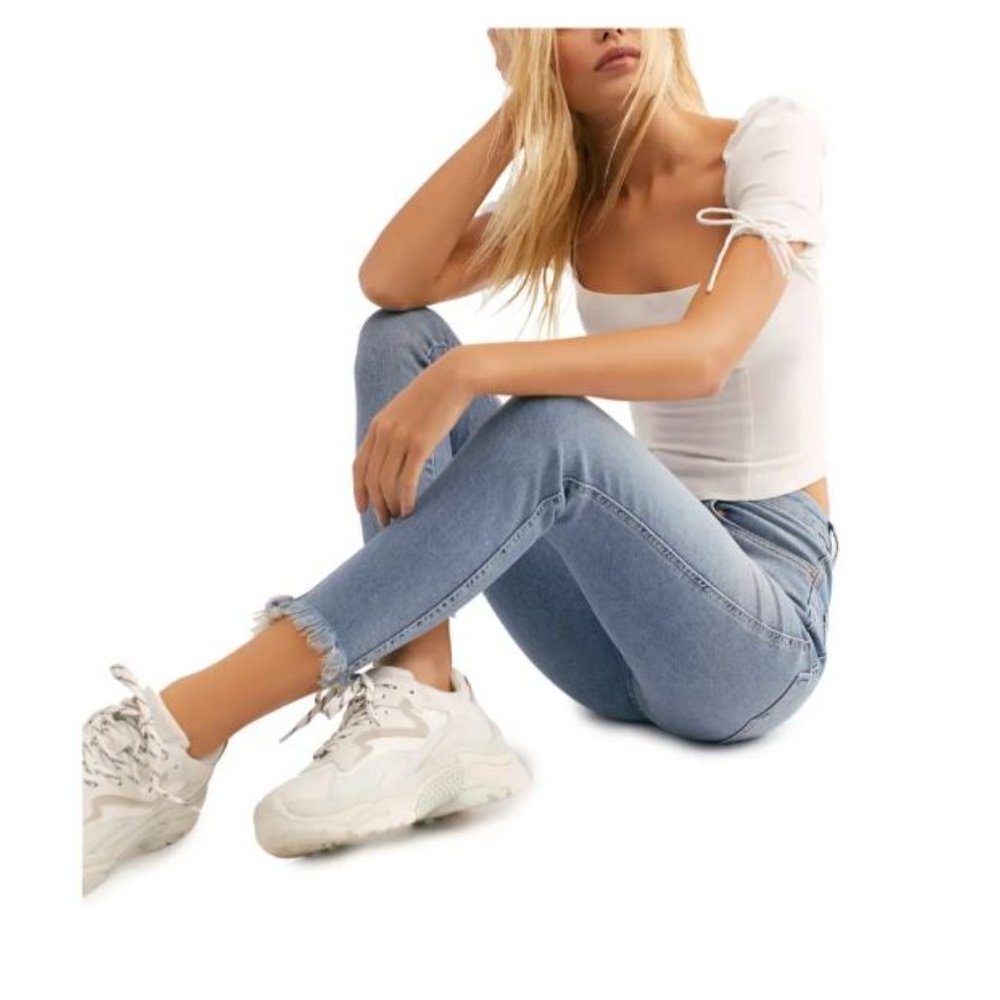 🔥 REVOLVE Free People We the Free High Waist Crop Raw Hem Denim Jeans NWT